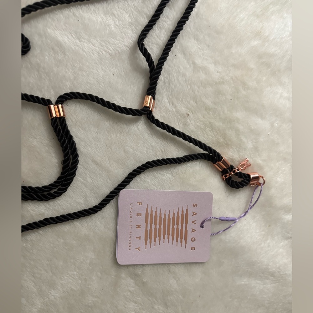 Savage X Fenty Goodnight Kiss Body Harness - Picture 4 of 7